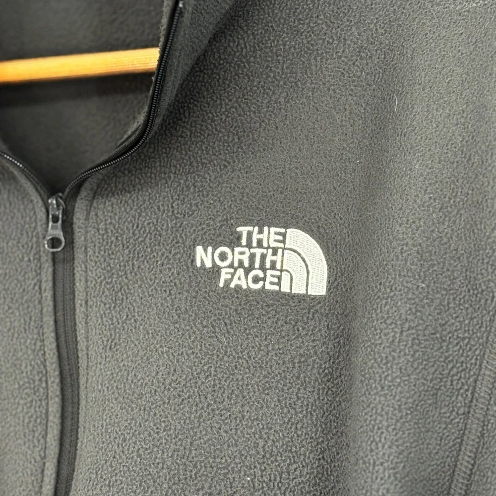 The North Face Mens TKA 100 Glacier quarter /4 Zip Fleece Pullover Grey M Hiking